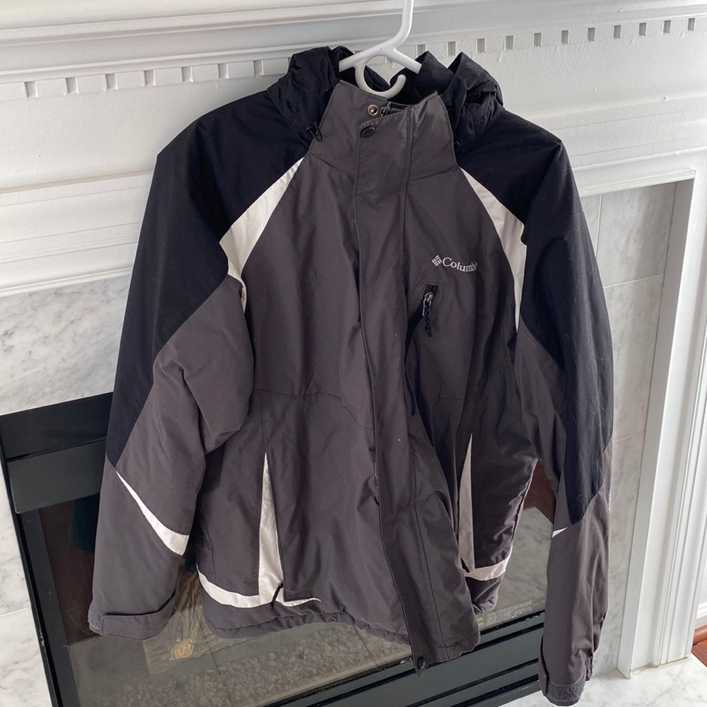 Columbia Winter Jacket - L - Gray/Black/White